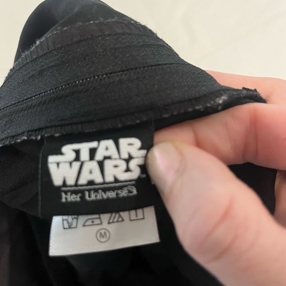 Star Wars Her Universe Lightsaber Skirt - Picture 2 of 3